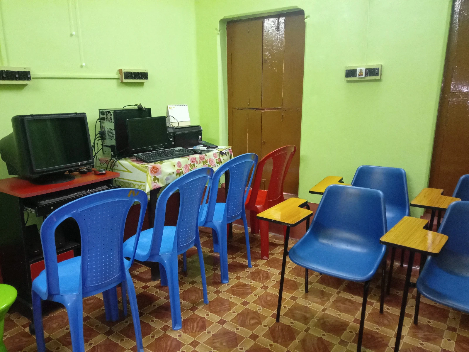 PBA Institute computer lab